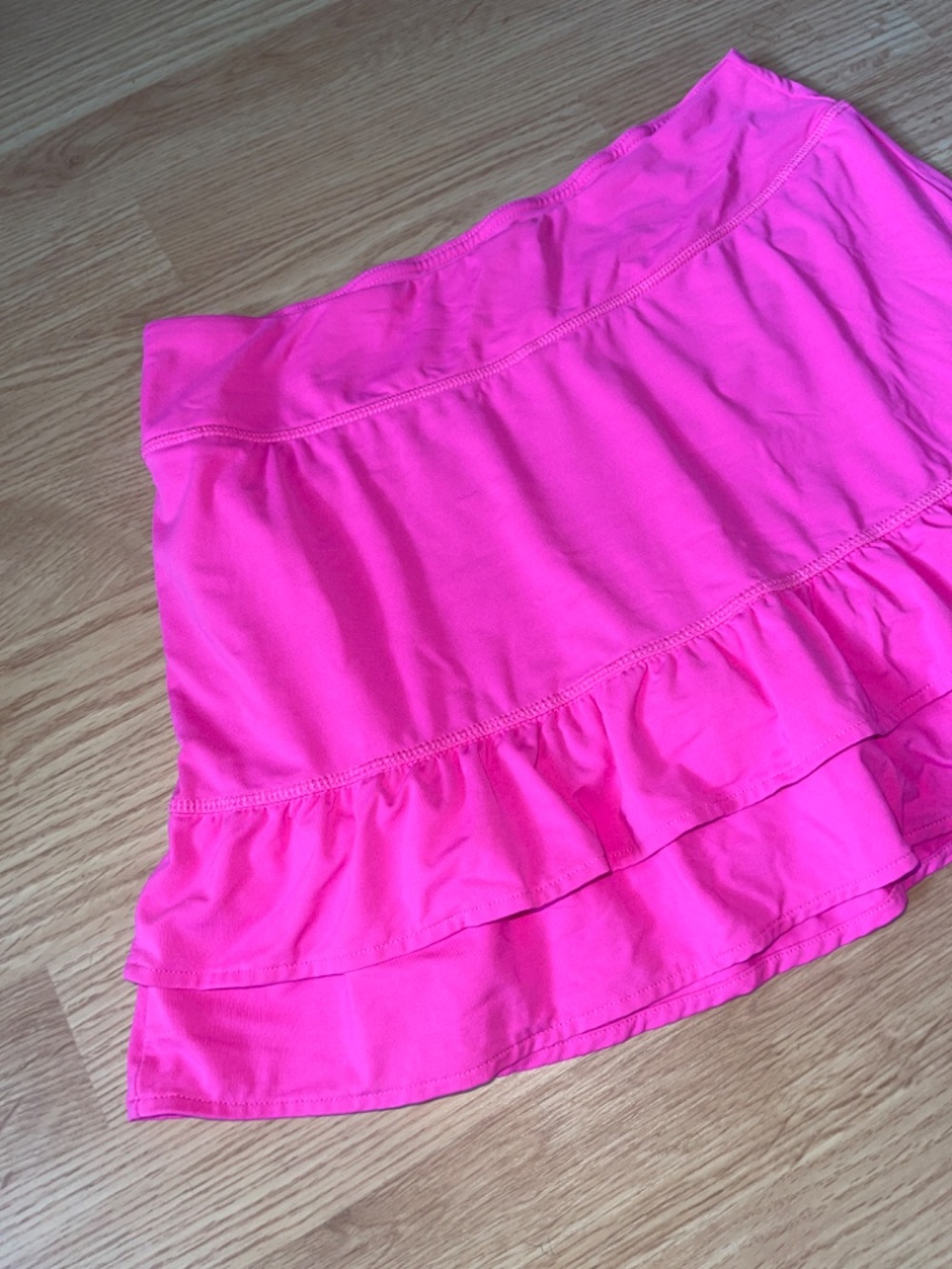 Lilly Pulitzer luxletic Fern Ruffle Skort in Pink Grenadine Size Small - Picture 4 of 10